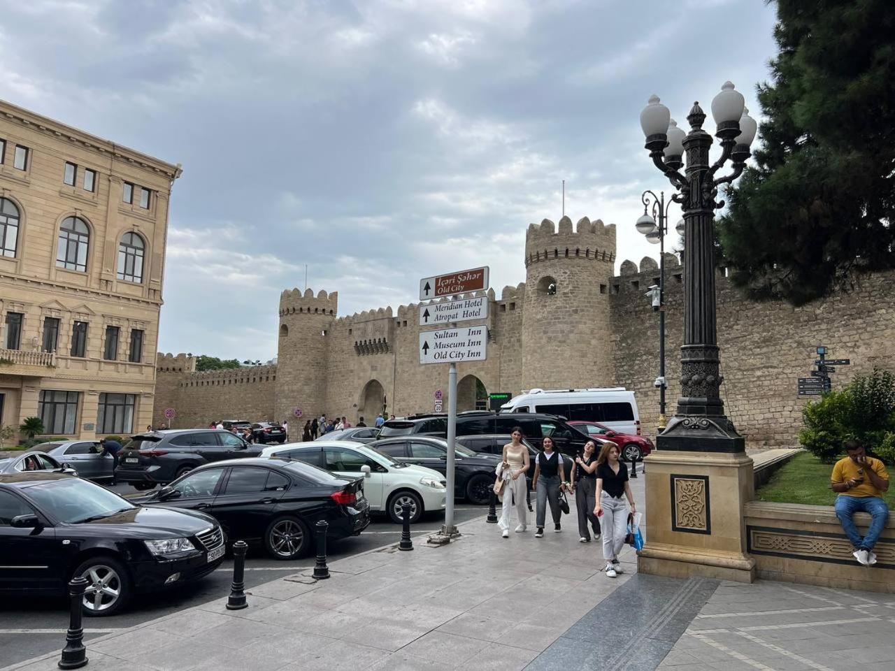 Sweet And Comfort Apartment In The Old City Icheri Sheher Baku Eksteriør billede