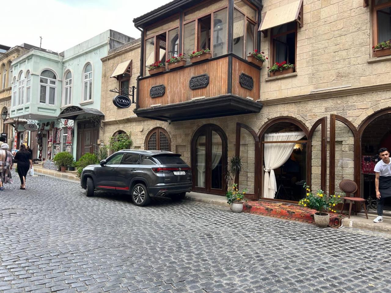 Sweet And Comfort Apartment In The Old City Icheri Sheher Baku Eksteriør billede
