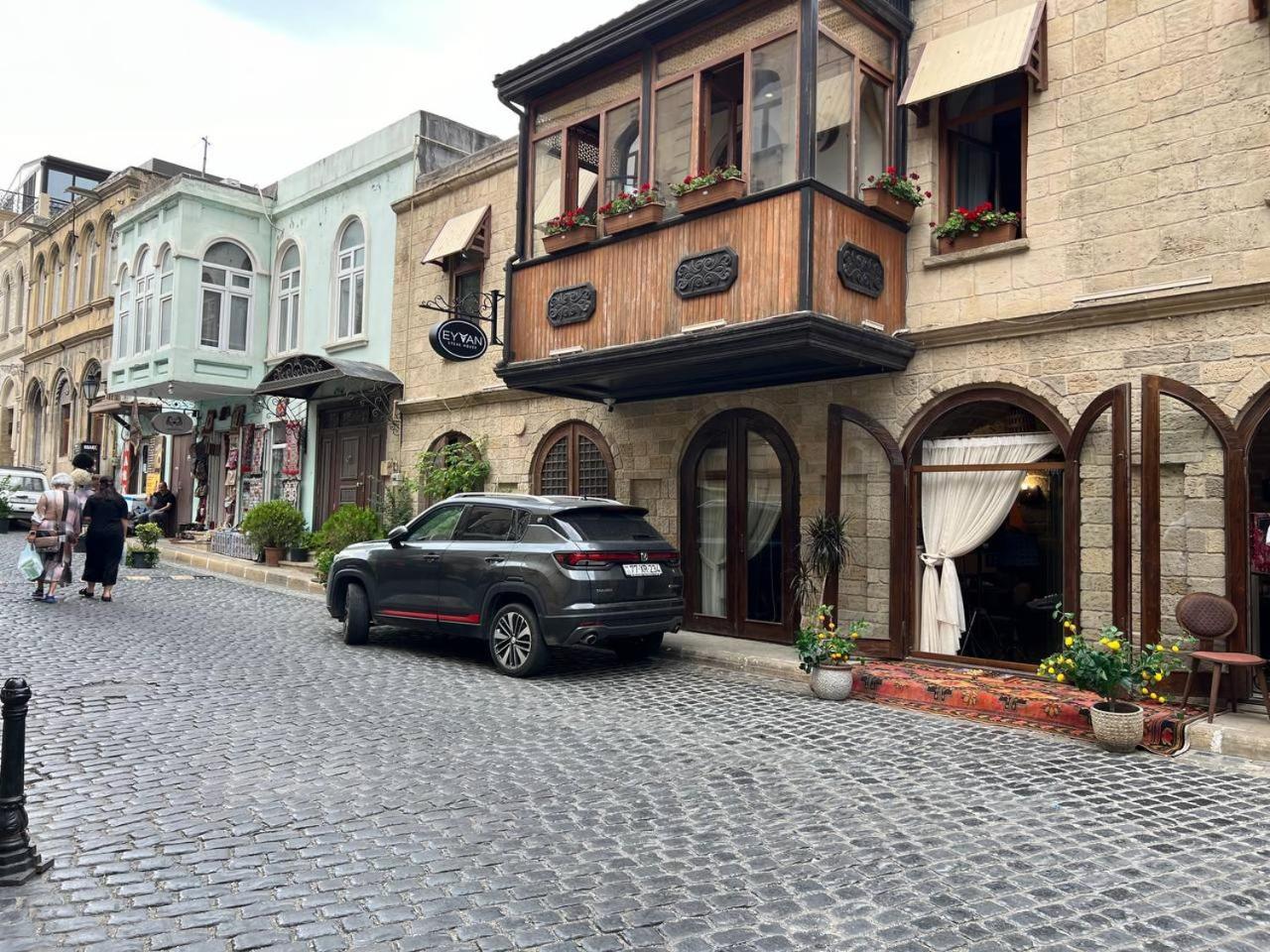 Sweet And Comfort Apartment In The Old City Icheri Sheher Baku Eksteriør billede