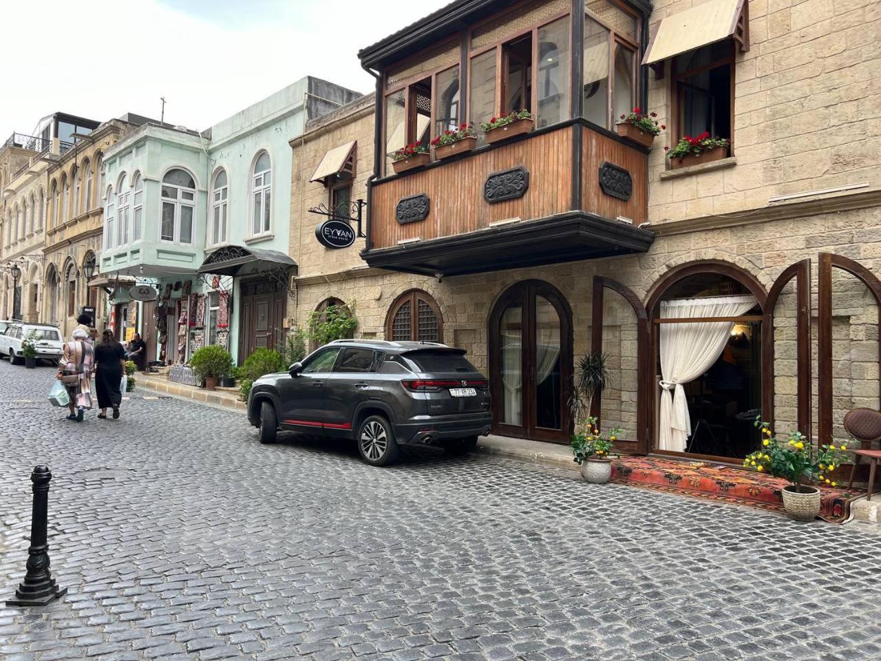 Sweet And Comfort Apartment In The Old City Icheri Sheher Baku Eksteriør billede